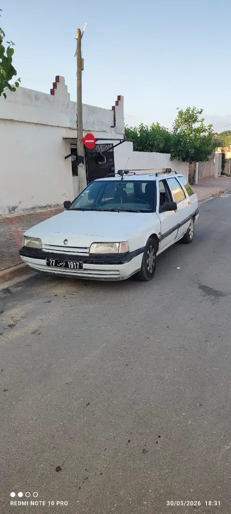 Renault R21 - Photo 2