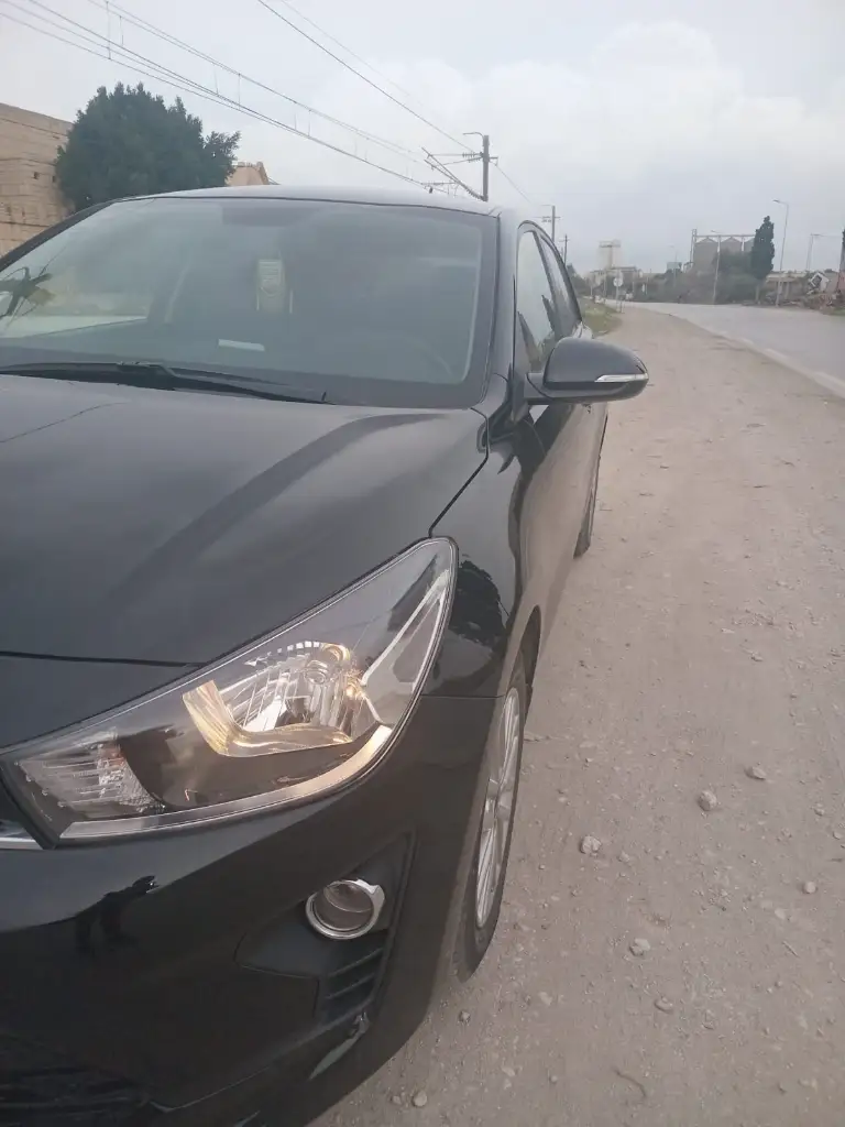 Kia RIO - Photo 10