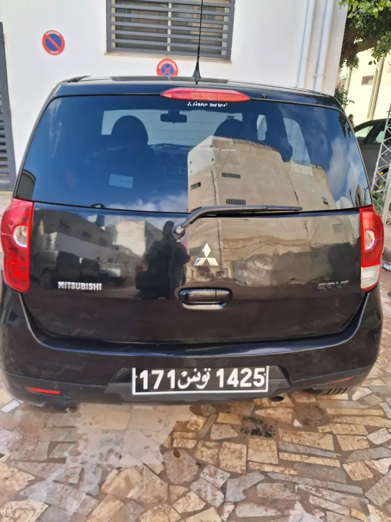 Mitsubishi Colt - Photo 6