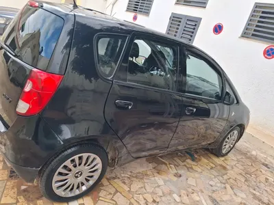 Mitsubishi Colt - Photo 9