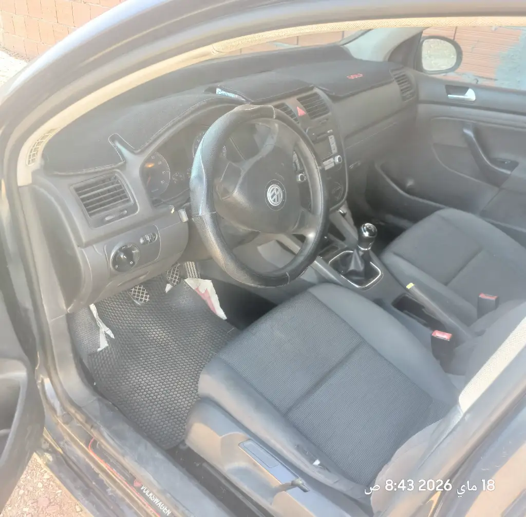 Volkswagen Golf - Photo 4