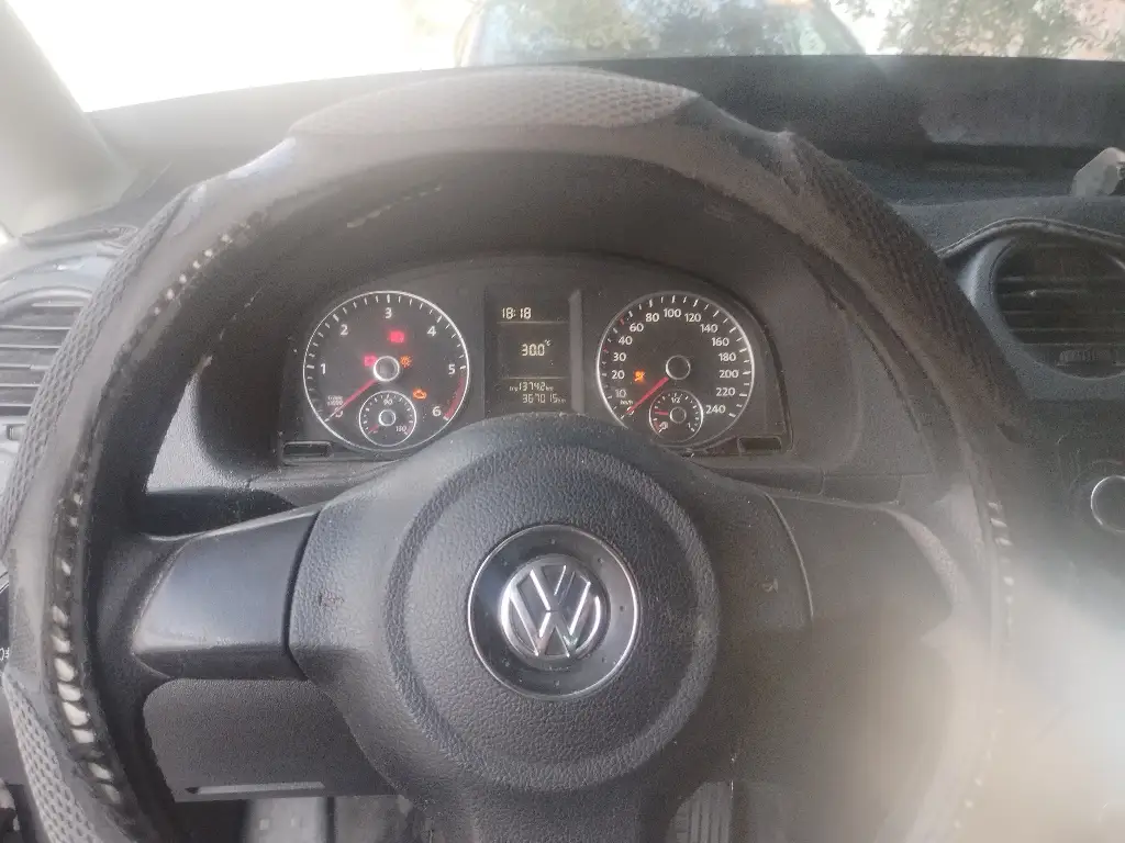 Volkswagen Caddy - Photo 5