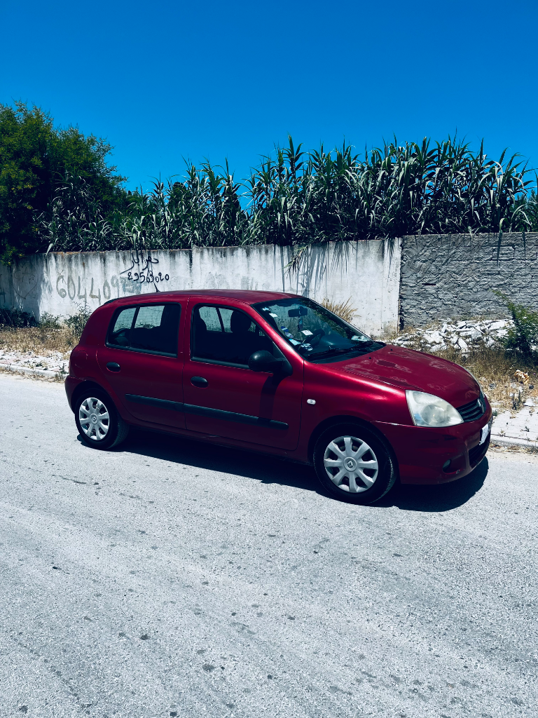 Renault Clio - Photo 2