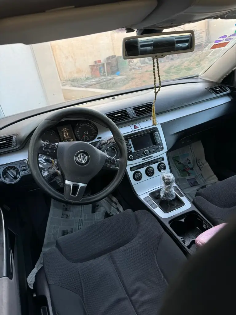 Volkswagen Passat - Photo 4