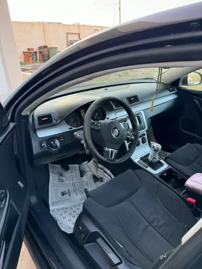 Volkswagen Passat - Photo 5