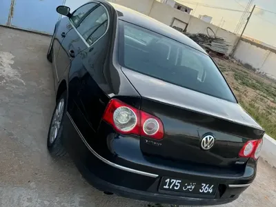 Volkswagen Passat 2011