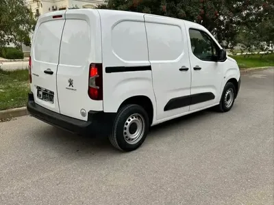 Peugeot Partner - Photo 3
