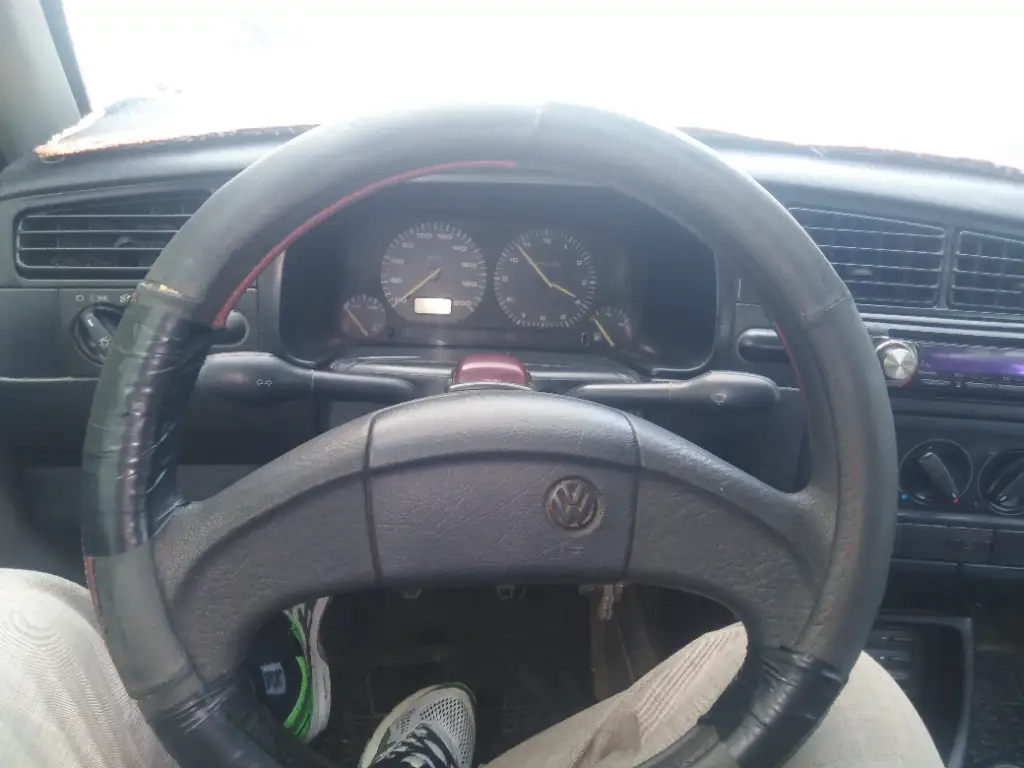 Volkswagen Golf - Photo 4