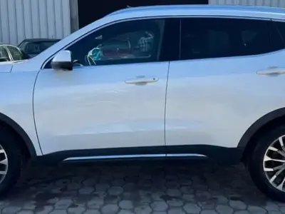 très belle H6 : Haval H6 2020 100000 km