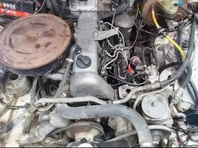 Mercedes 230 - Photo 2