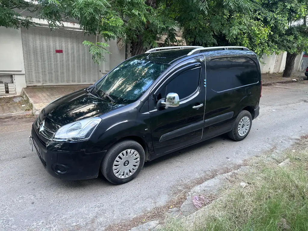 Citroen BERLINGO - Photo 6