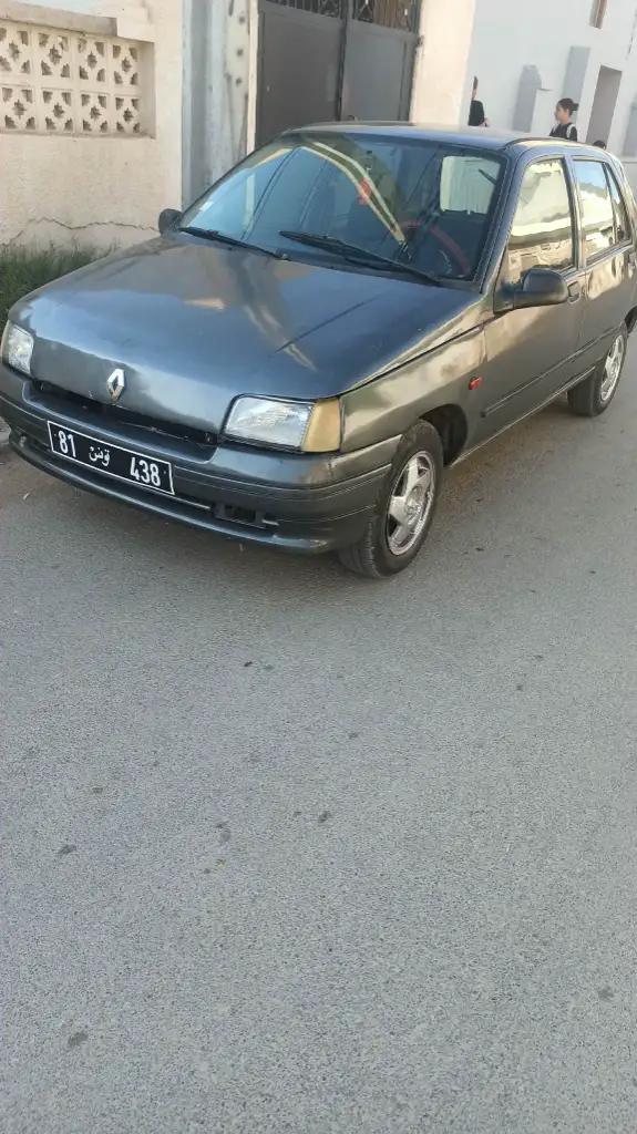 Renault Clio - Photo 4