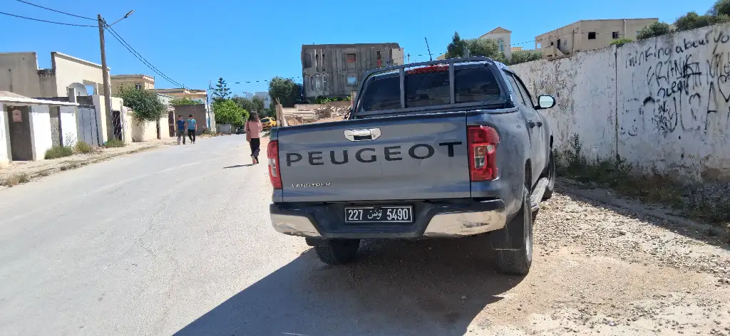 Peugeot Autres - Photo 6
