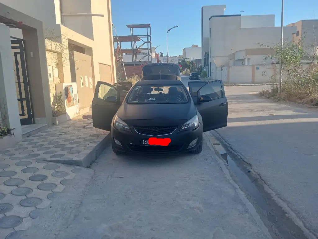 Opel Astra 2012
