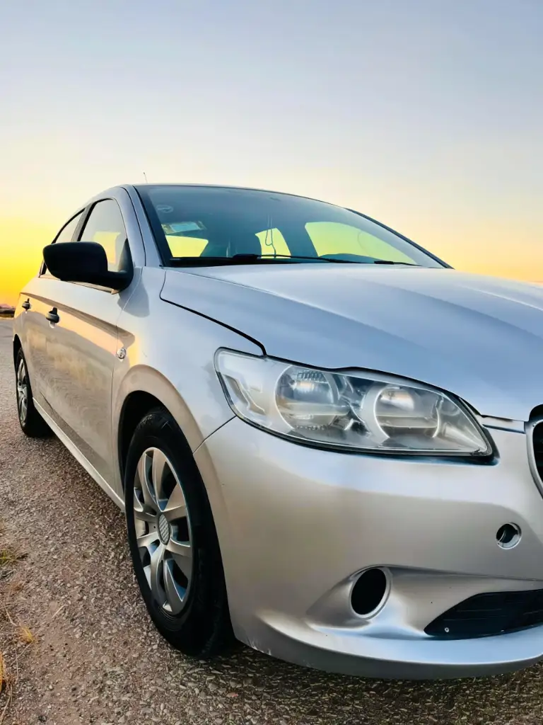 Peugeot 301 2014