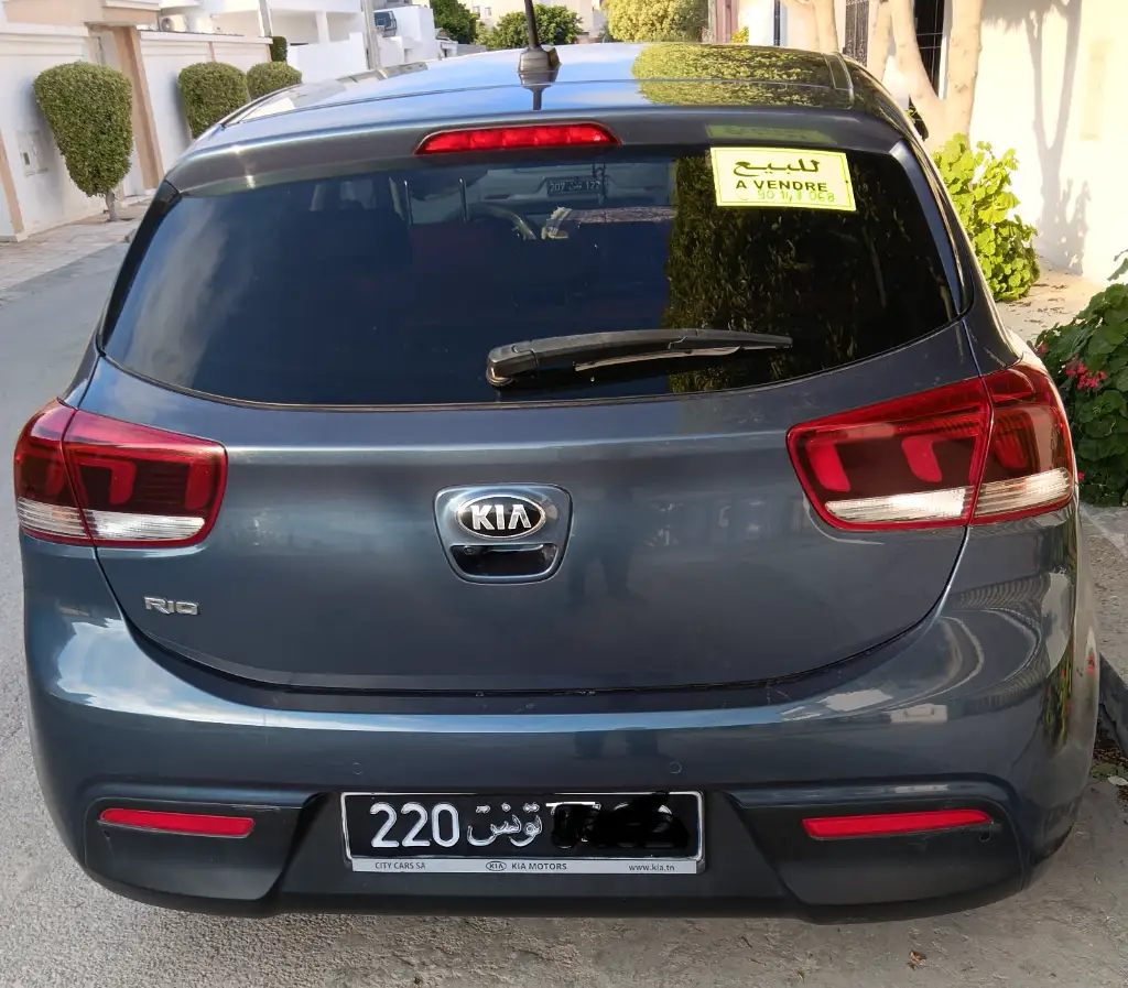 Kia RIO - Photo 2