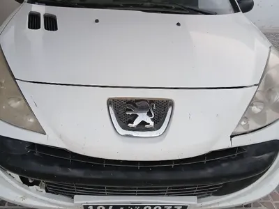 Peugeot 207 - Photo 6