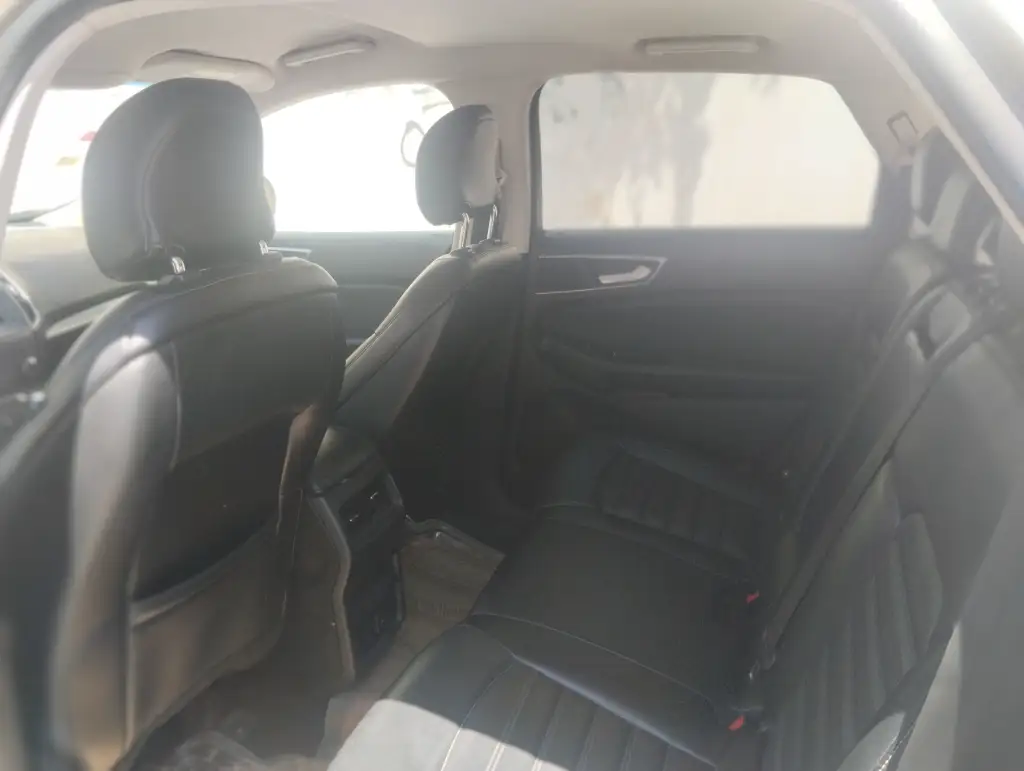 Ford EDGE - Photo 3