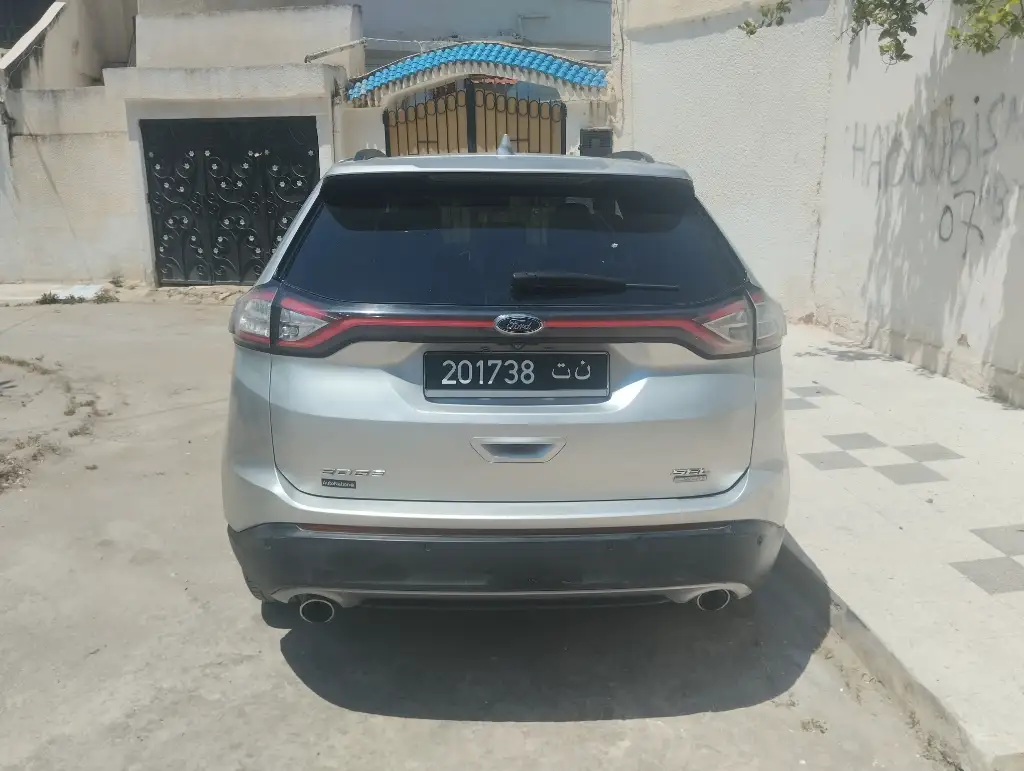 Ford EDGE - Photo 8