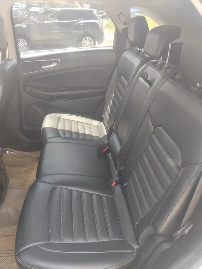 Ford EDGE - Photo 10