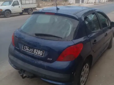 Peugeot 207 - Photo 2