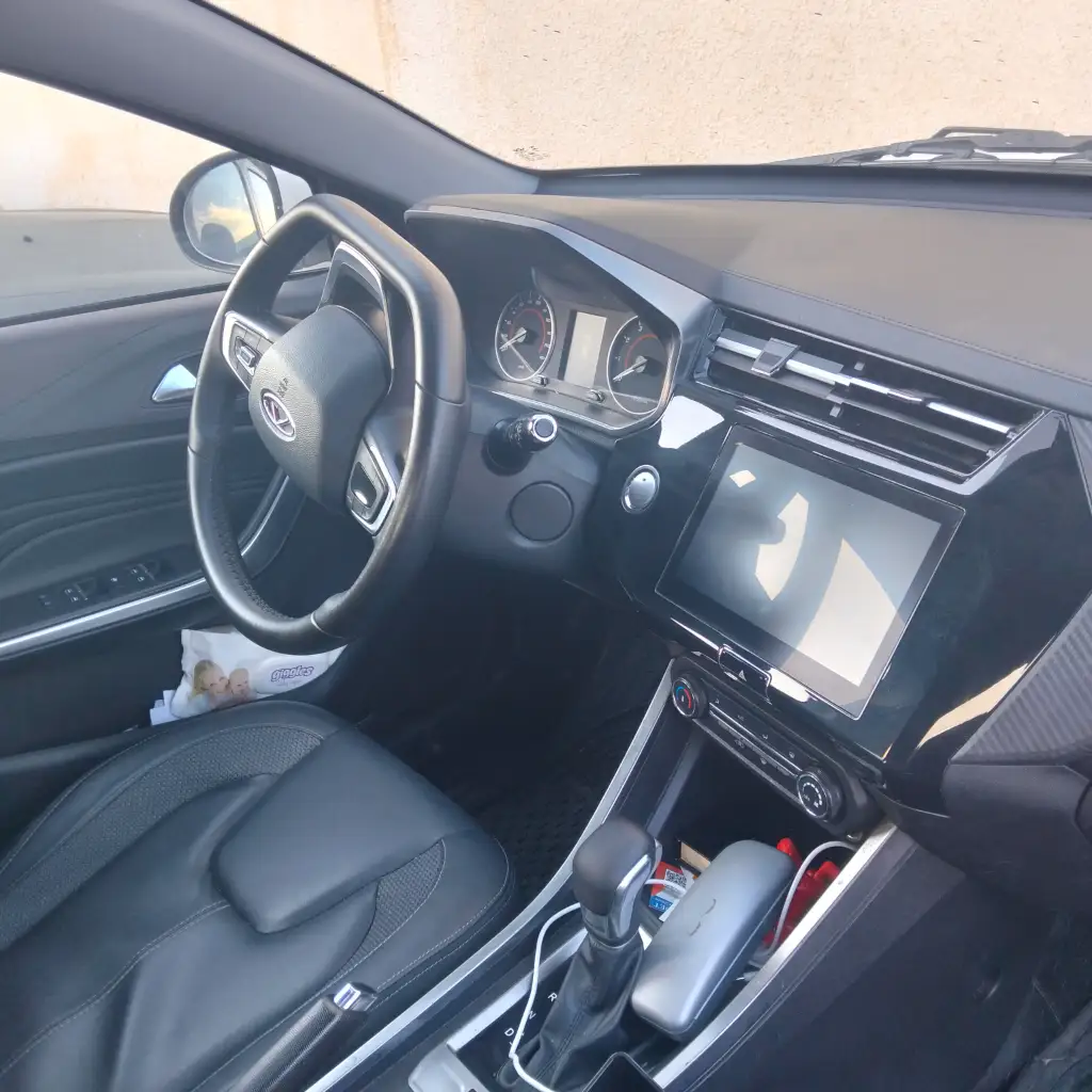 Chery Tiggo 3x - Photo 4