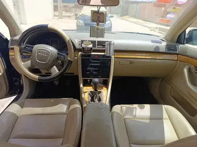 Audi A4 - Photo 7