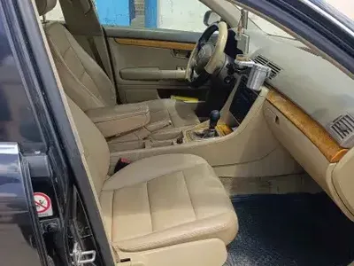 Audi A4 - Photo 3