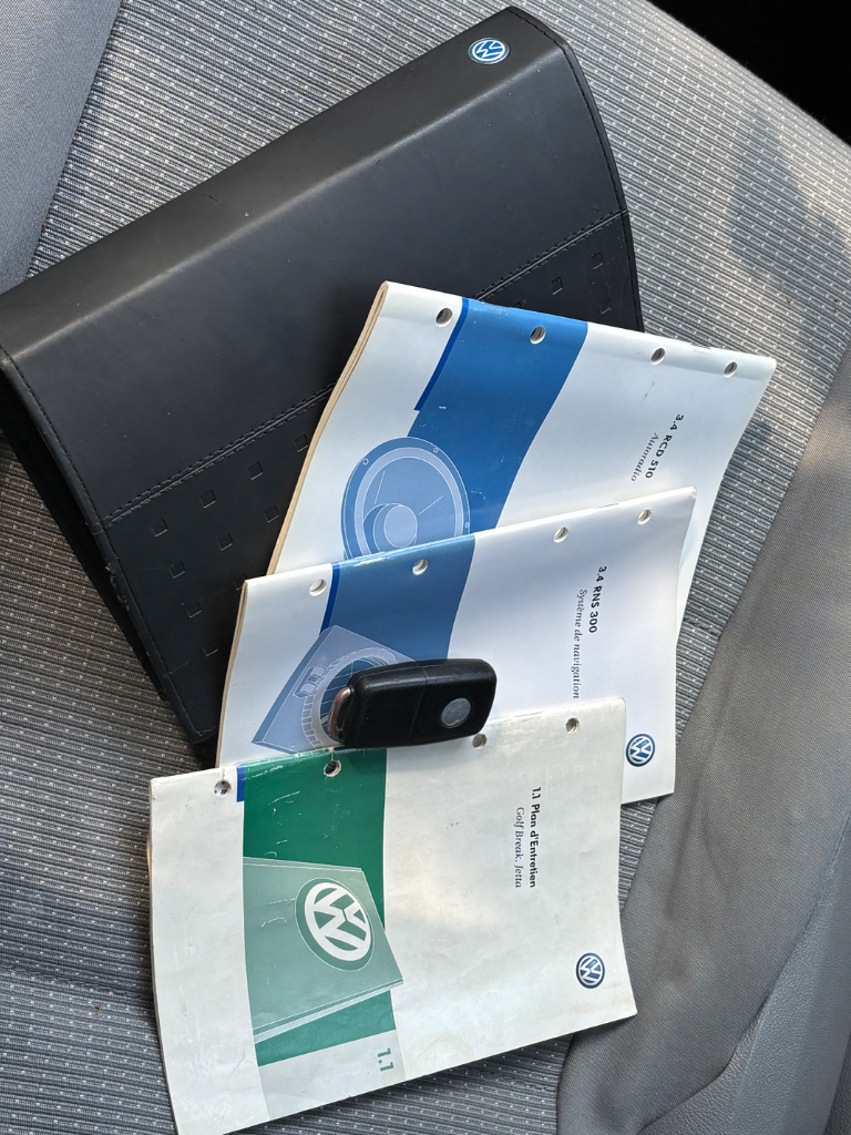 Volkswagen Jetta - Photo 2