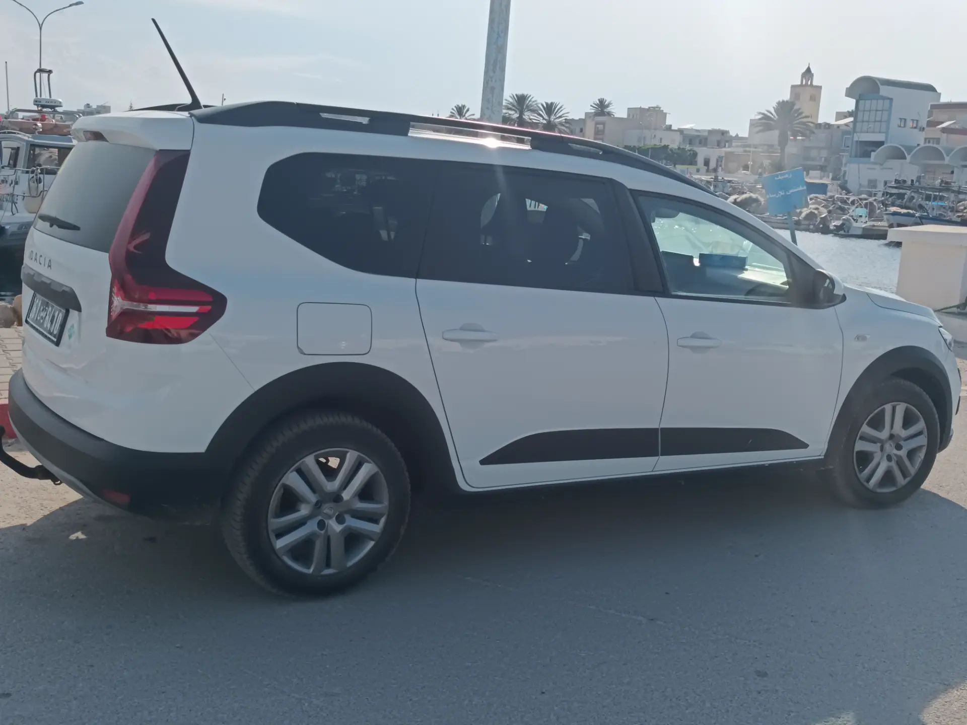 Dacia JOGGER - Photo 3