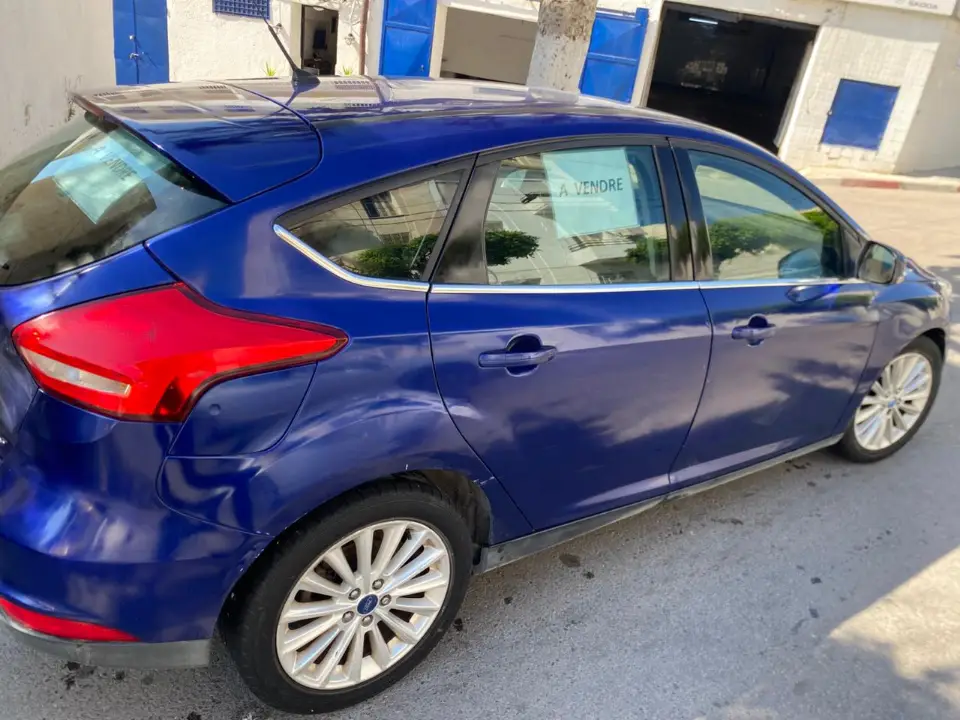 Ford FOCUS - Photo 3