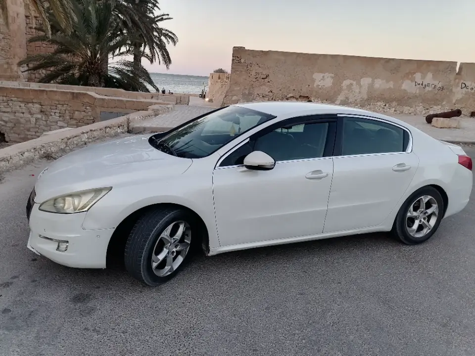 Peugeot 508 2012