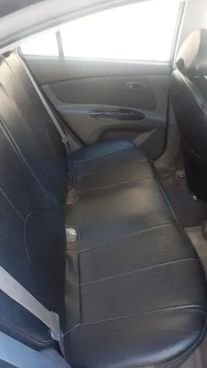Kia RIO - Photo 4