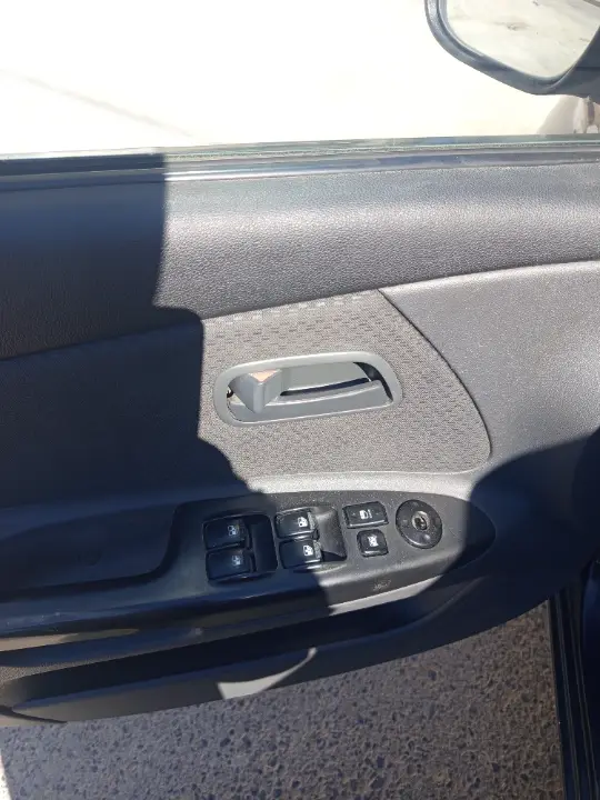 Kia RIO - Photo 6