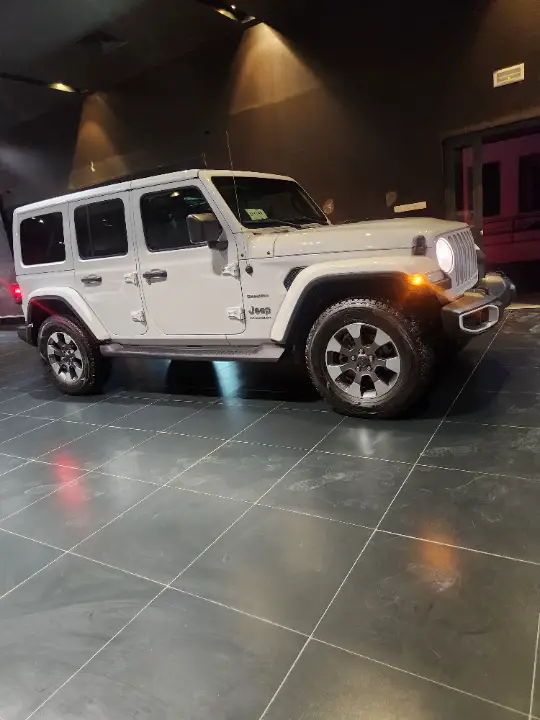Jeep WRANGLER - Photo 8