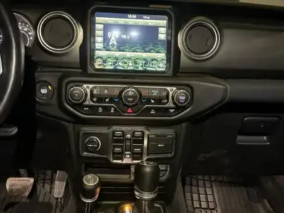 Jeep WRANGLER - Photo 8
