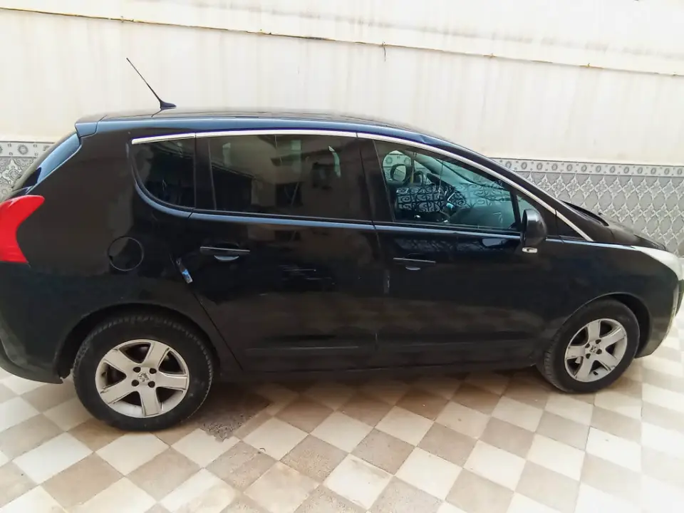 Peugeot 3008 - Photo 4