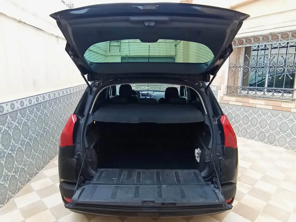 Peugeot 3008 - Photo 6