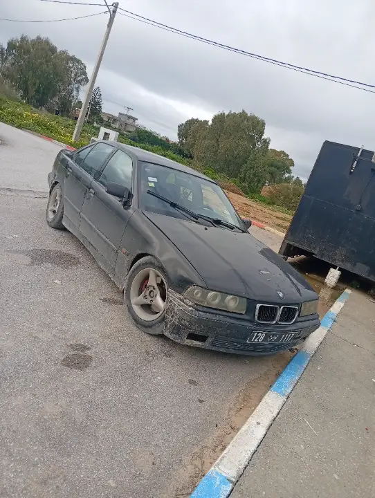 Bmw 318 - Photo 4
