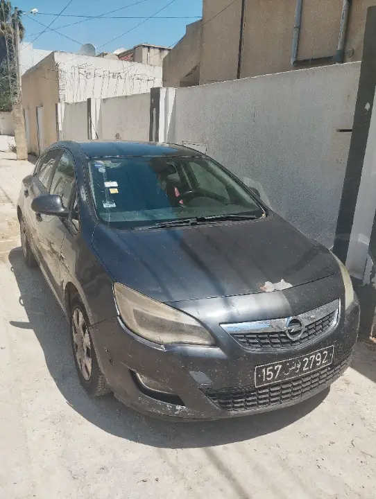 Opel Astra 2010