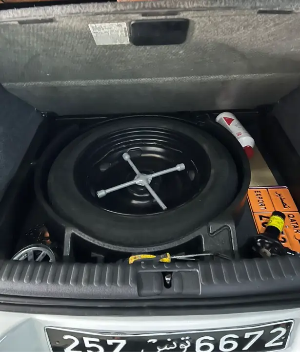 Volkswagen Tiguan - Photo 11