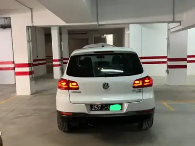 Volkswagen Tiguan - Photo 12
