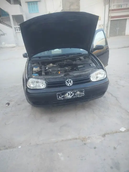 Volkswagen Golf - Photo 2