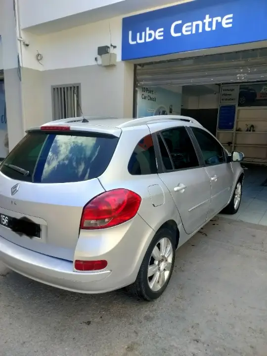 Renault Clio - Photo 2
