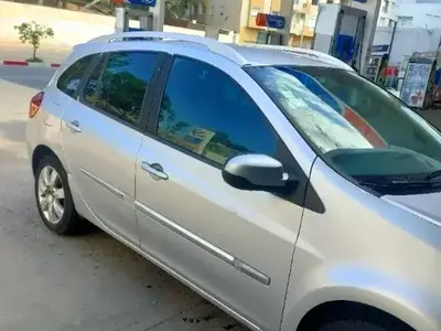 Renault Clio 2010 272 km