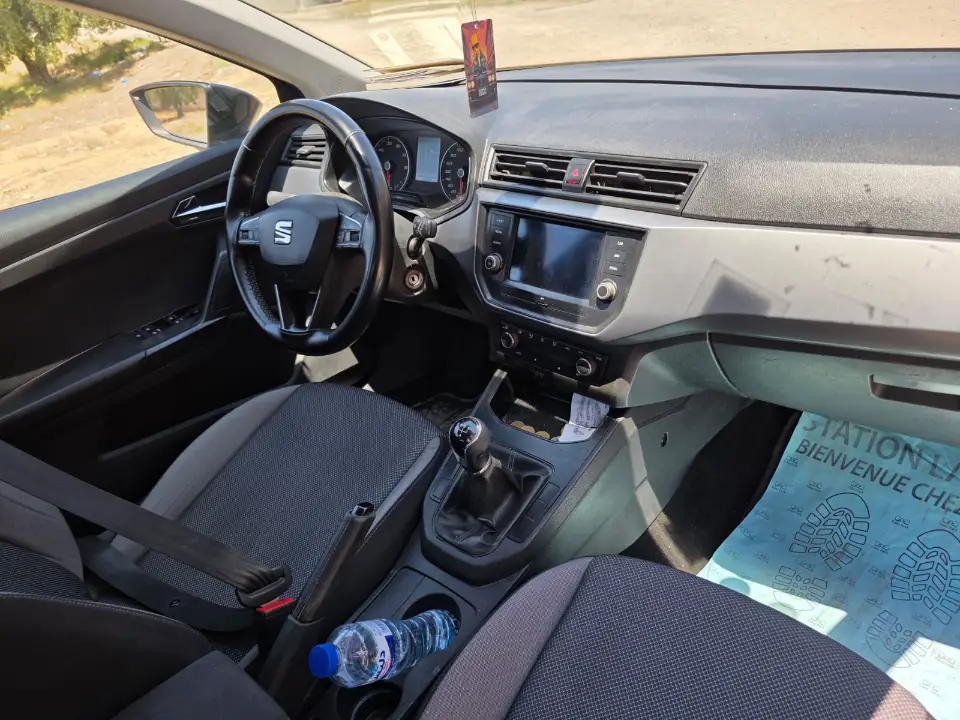 Seat Ibiza - Photo 4