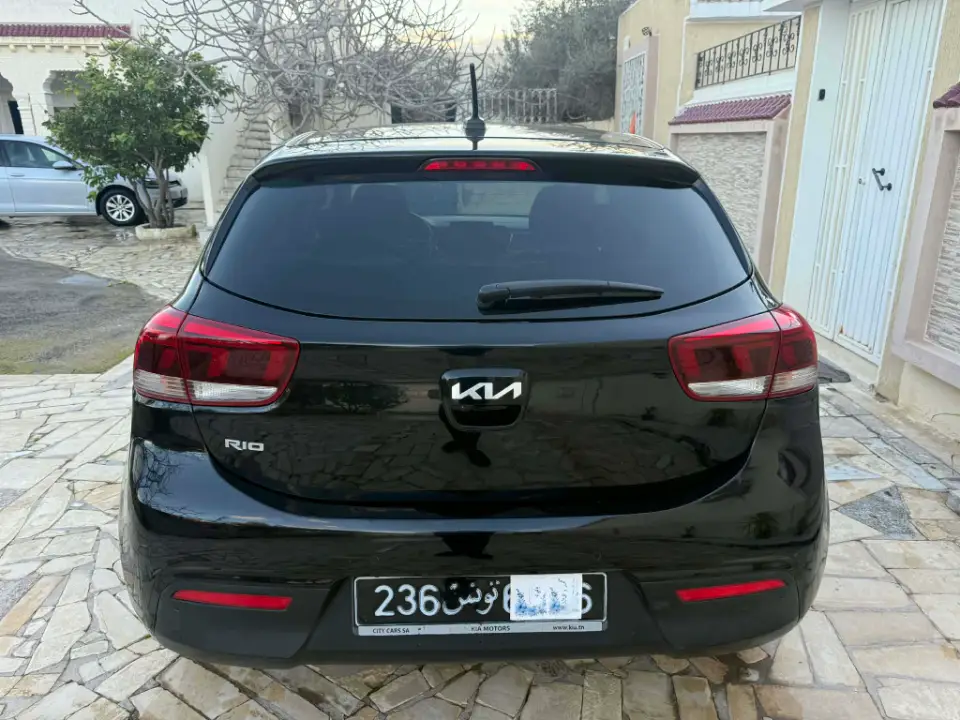 Kia RIO - Photo 2
