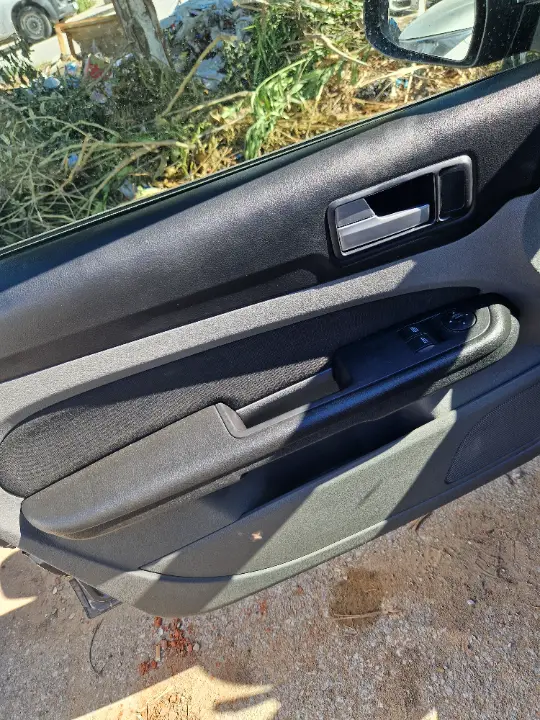 Ford FOCUS - Photo 4