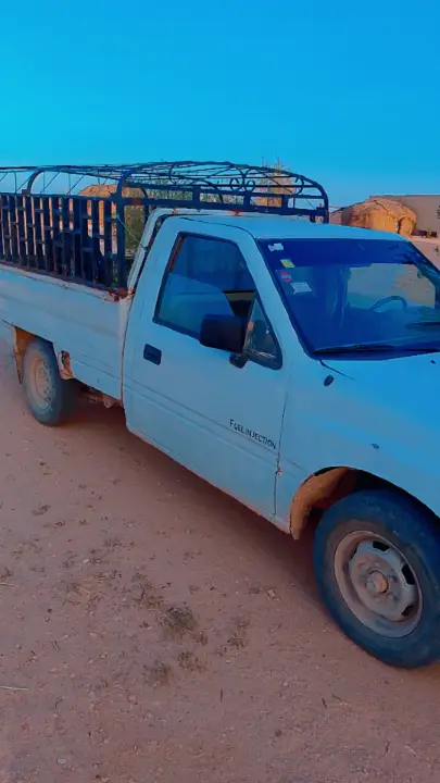 Isuzu AUTRE - Photo 5