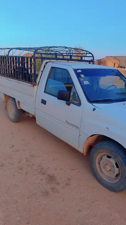 Isuzu AUTRE - Photo 6